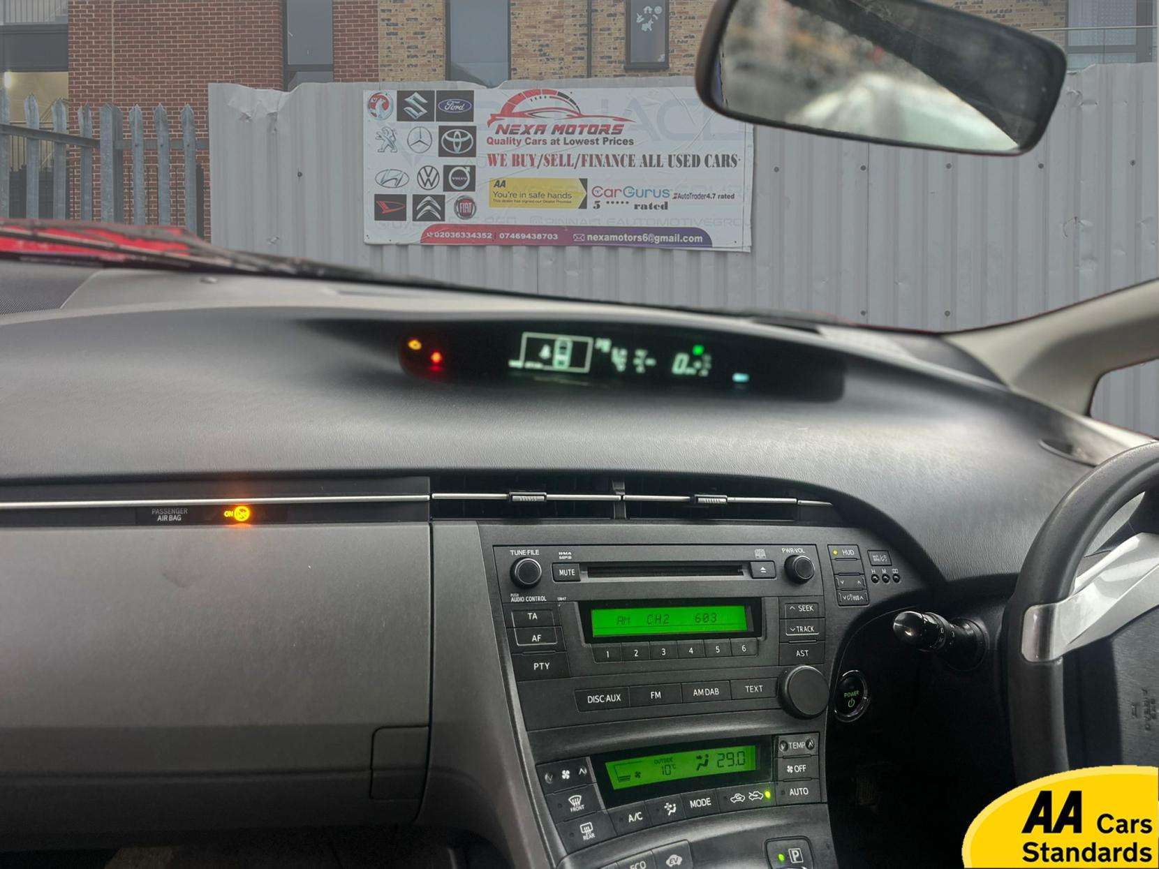 2011 TOYOTA PRIUS 2011 TOYOTA PRIUS