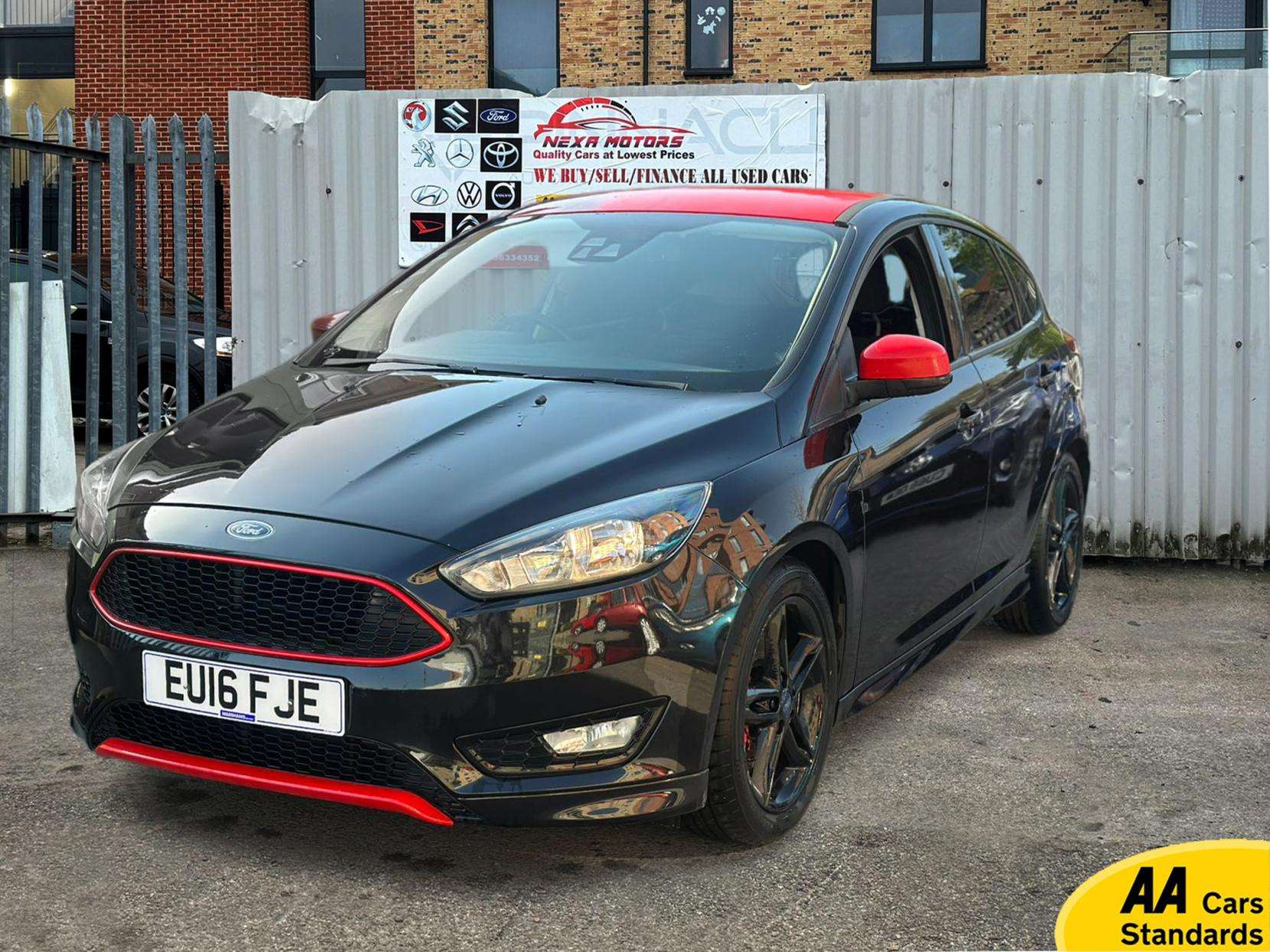 A 2016 FORD FOCUS 1.5T EcoBoost Zetec S Black Edition Hatchback 5dr Petrol Manual Euro 6 (s/s) (182 ps) A 2016 FORD FOCUS 1.5T EcoBoost Zetec S Black Edition Hatchback 5dr Petrol Manual Euro 6 (s/s) (182 ps)