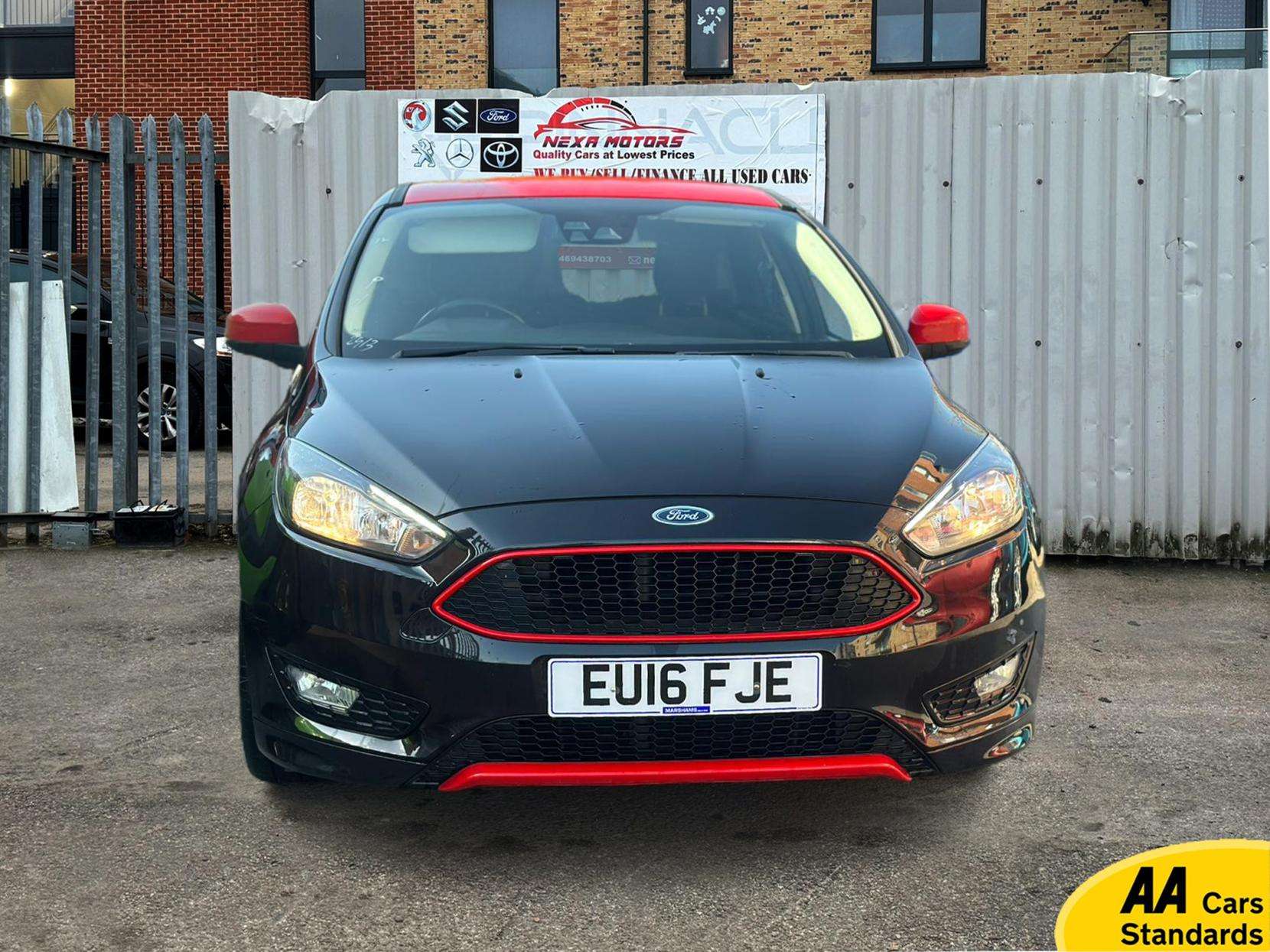 A 2016 FORD FOCUS 1.5T EcoBoost Zetec S Black Edition Hatchback 5dr Petrol Manual Euro 6 (s/s) (182 ps) A 2016 FORD FOCUS 1.5T EcoBoost Zetec S Black Edition Hatchback 5dr Petrol Manual Euro 6 (s/s) (182 ps)