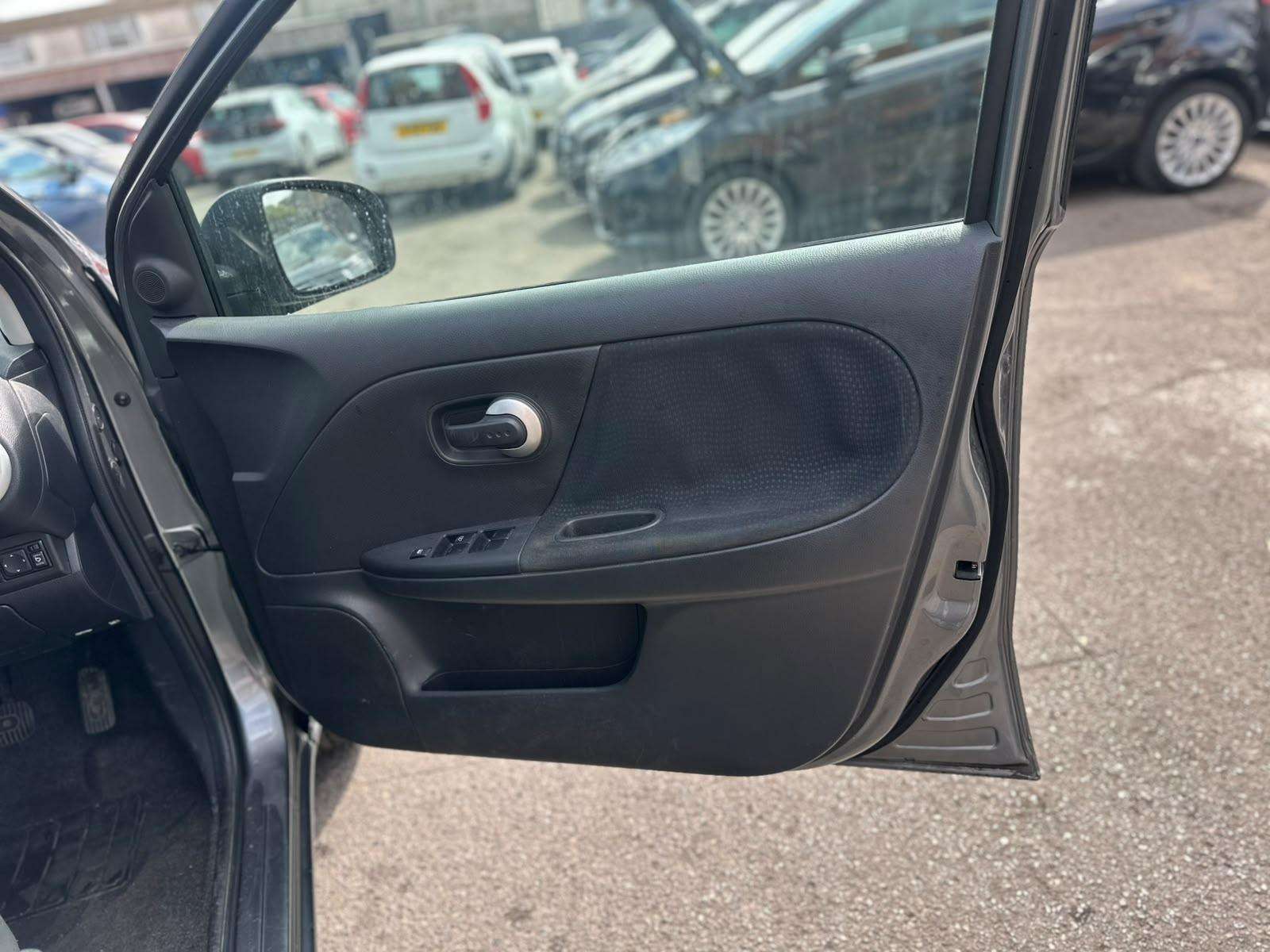 2010 NISSAN NOTE 2010 NISSAN NOTE