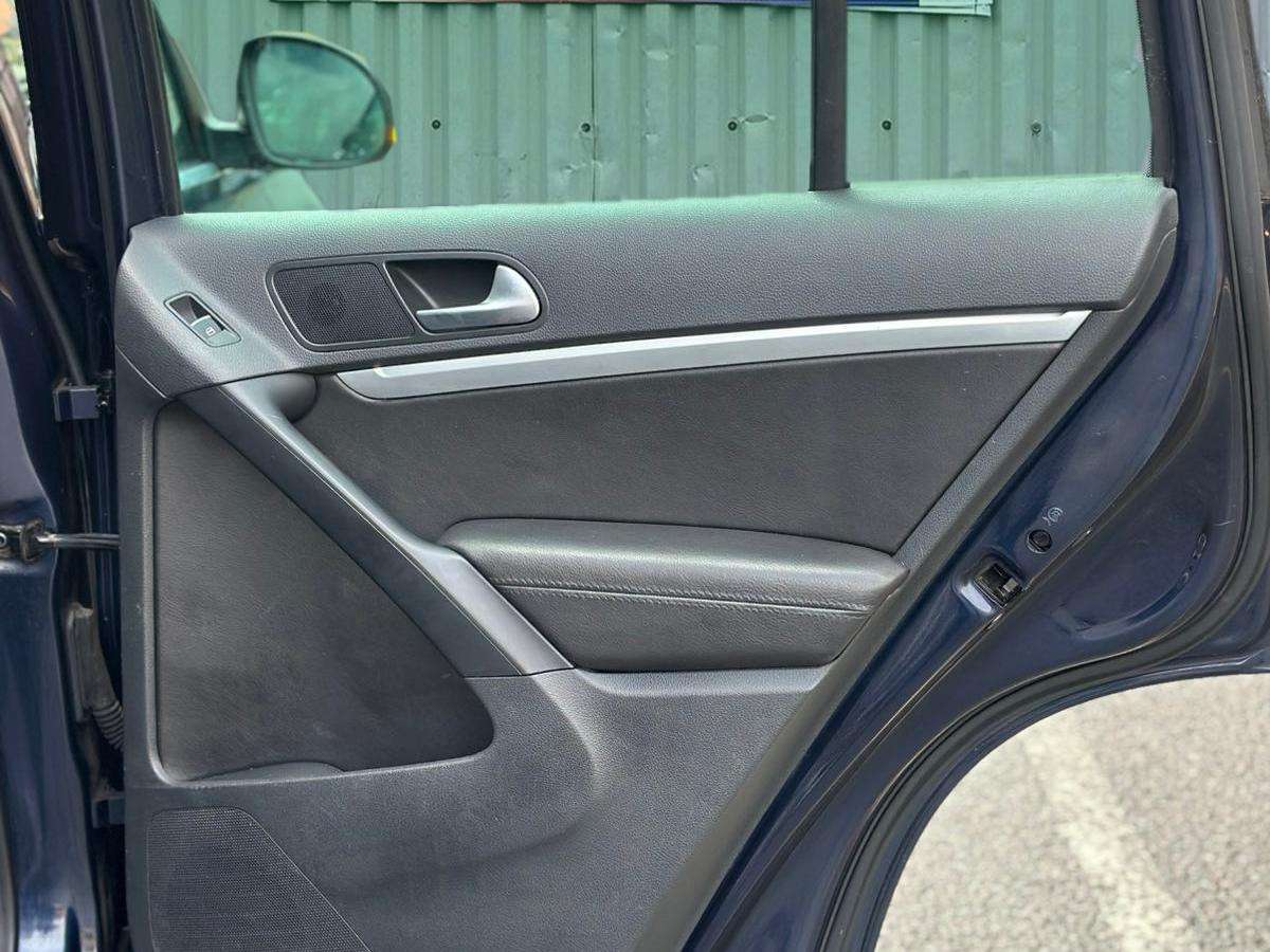 2014 VOLKSWAGEN TIGUAN 2014 VOLKSWAGEN TIGUAN