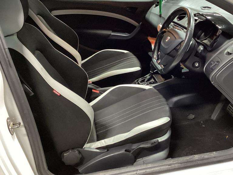 2013 SEAT IBIZA 2013 SEAT IBIZA