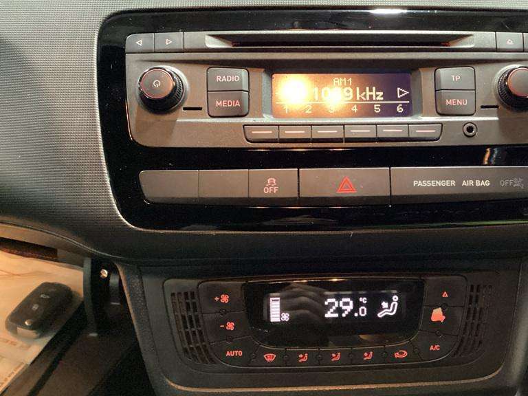 2013 SEAT IBIZA 2013 SEAT IBIZA