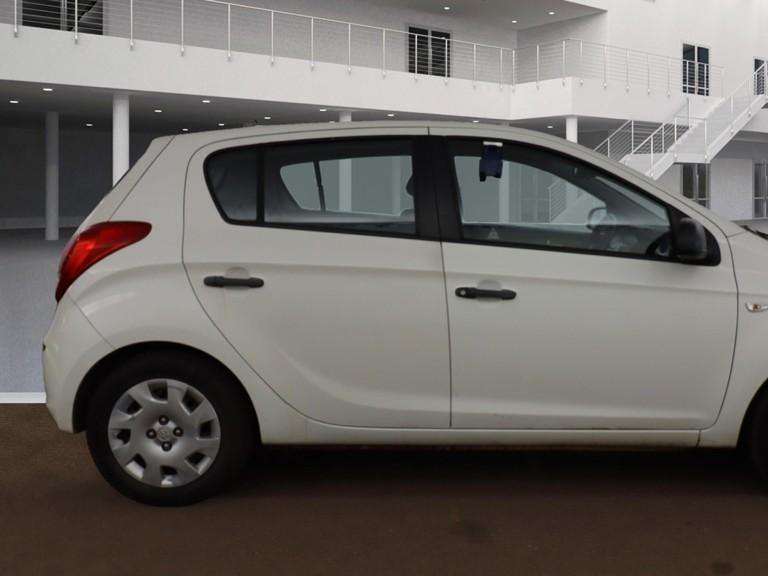 2013 HYUNDAI I20 2013 HYUNDAI I20