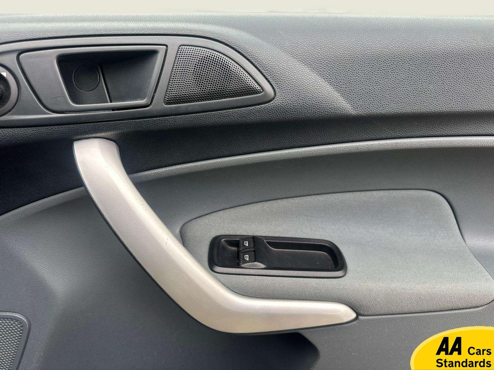 2009 FORD FIESTA 2009 FORD FIESTA