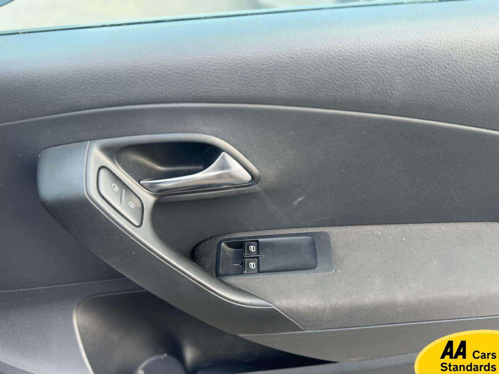 2013 VOLKSWAGEN POLO 2013 VOLKSWAGEN POLO