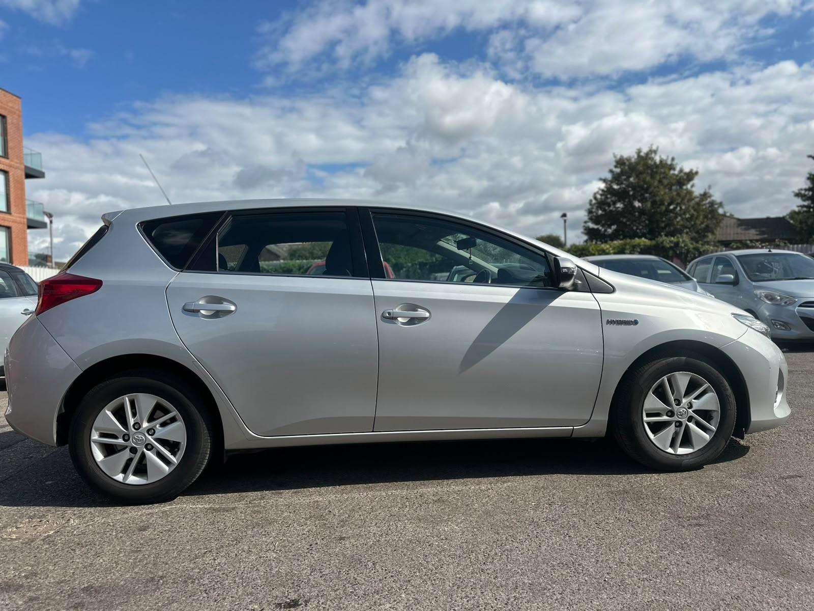 2013 TOYOTA AURIS 2013 TOYOTA AURIS