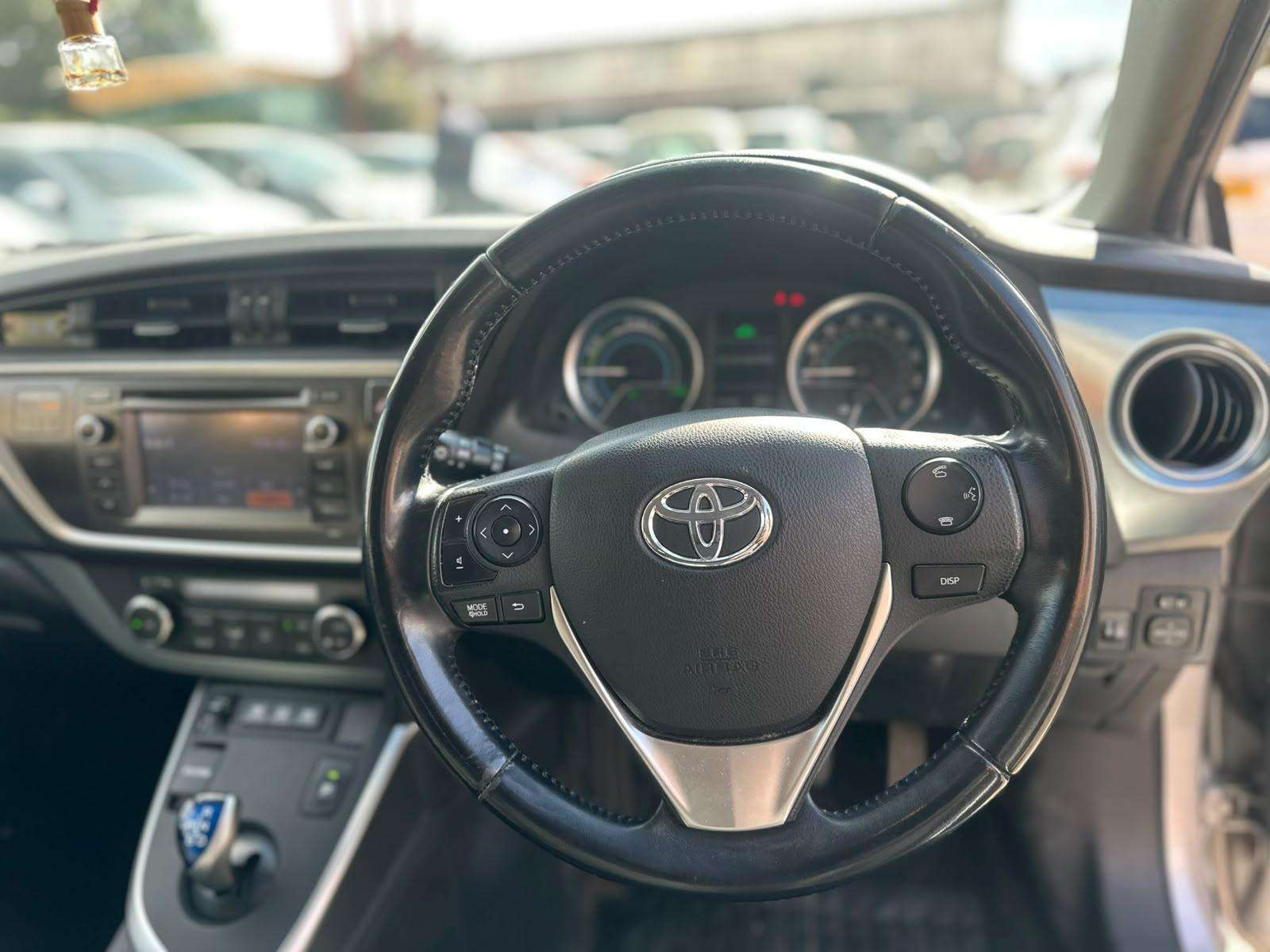 2013 TOYOTA AURIS 2013 TOYOTA AURIS