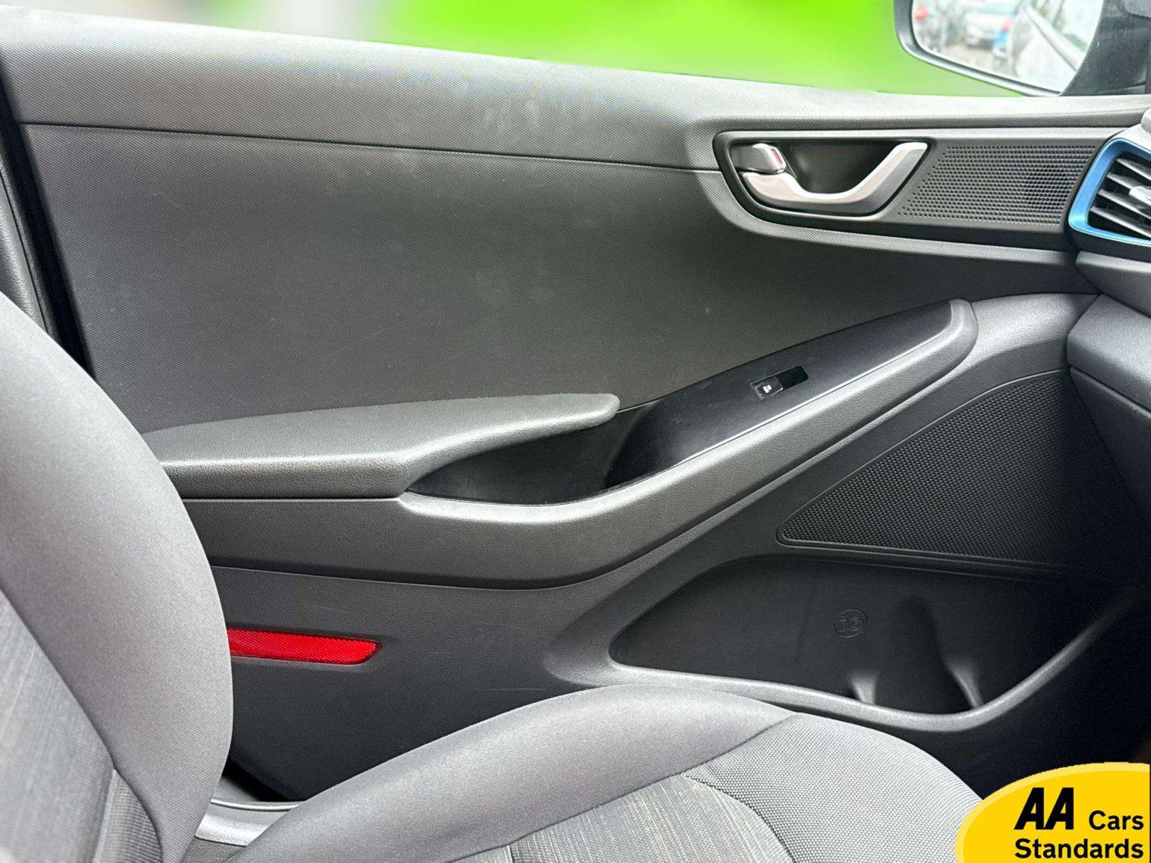 2017 HYUNDAI IONIQ 2017 HYUNDAI IONIQ