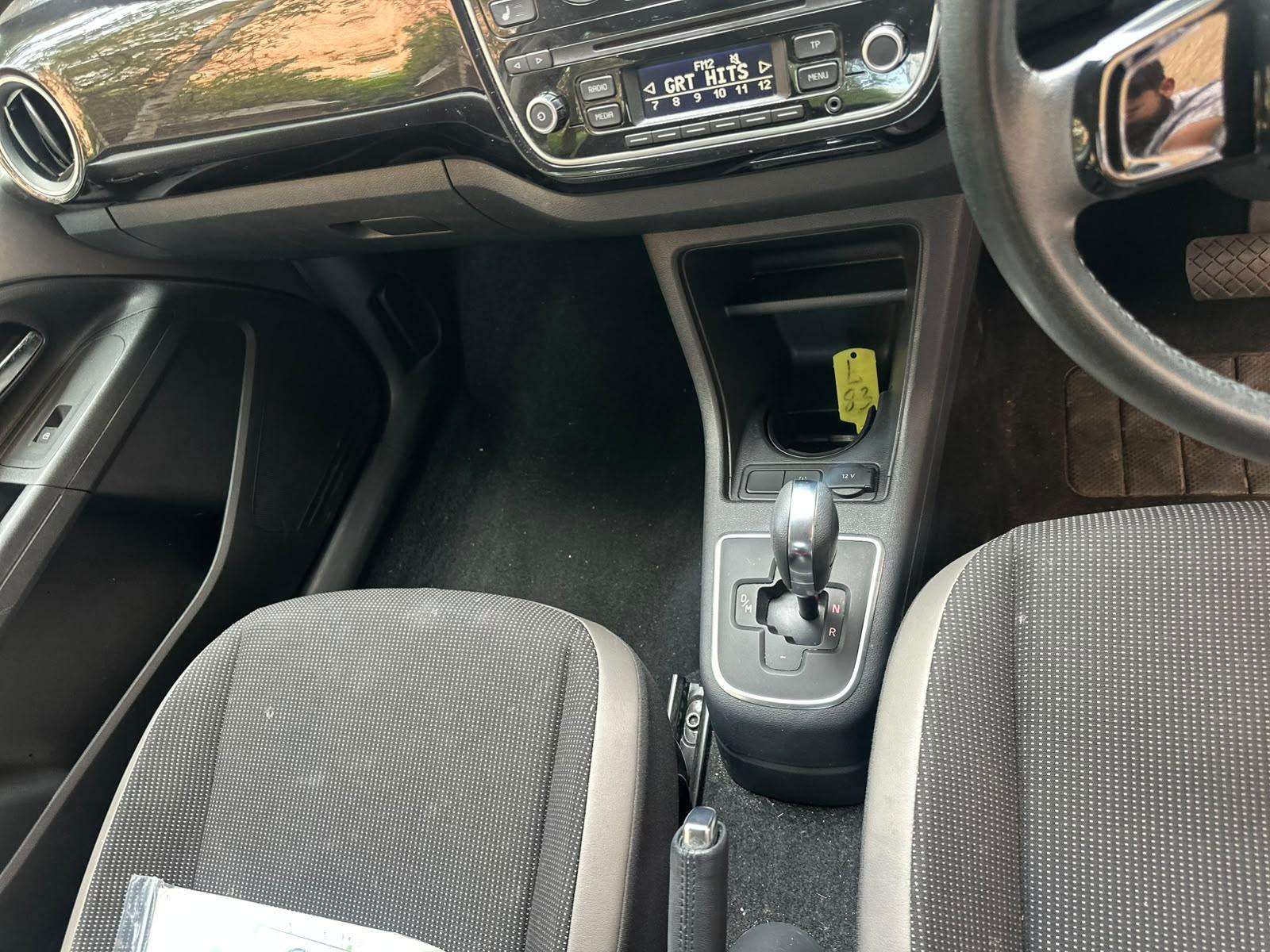 2014 VOLKSWAGEN UP! 2014 VOLKSWAGEN UP!