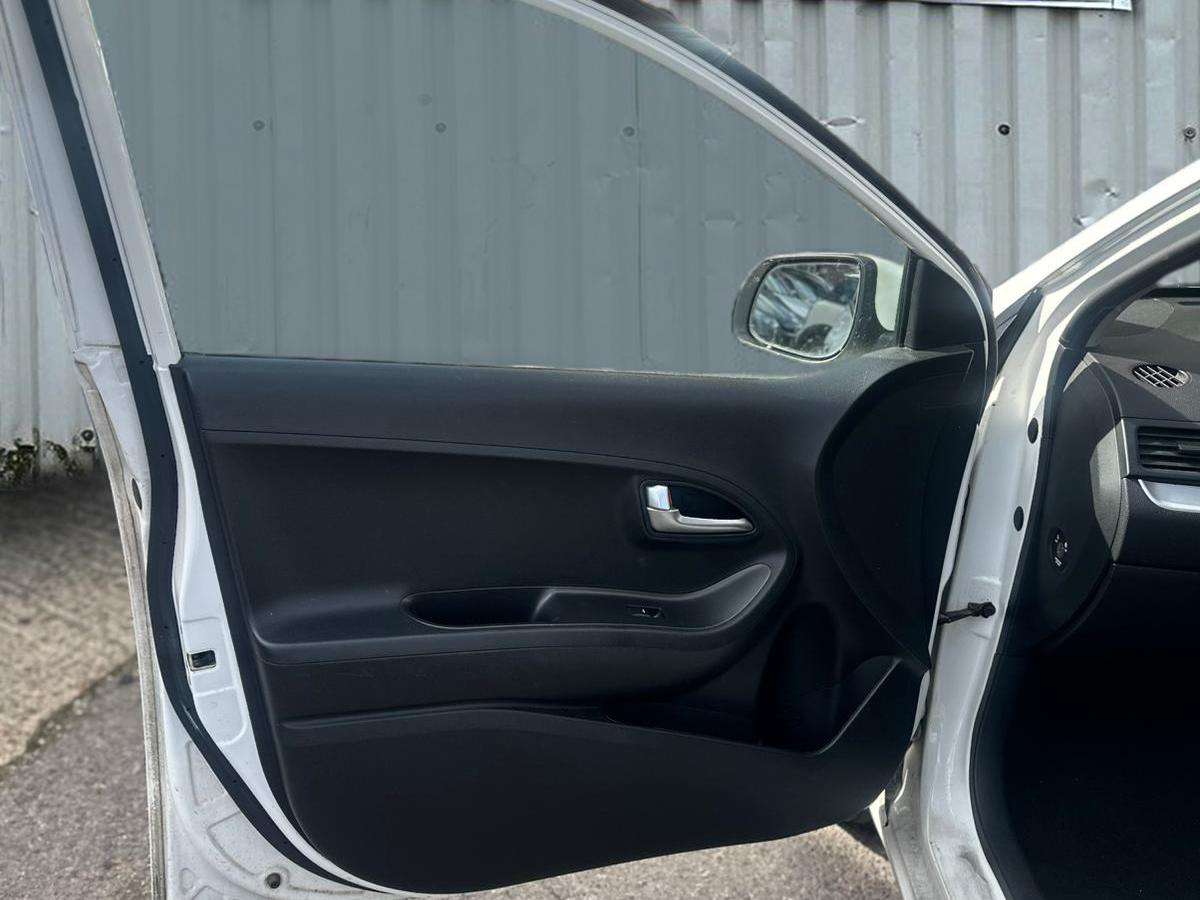 2013 KIA PICANTO 2013 KIA PICANTO