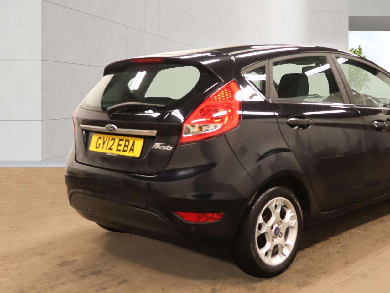 A 2012 FORD FIESTA 1.4 Zetec Hatchback 5dr Petrol Automatic (154 g/km, 94 bhp) A 2012 FORD FIESTA 1.4 Zetec Hatchback 5dr Petrol Automatic (154 g/km, 94 bhp)