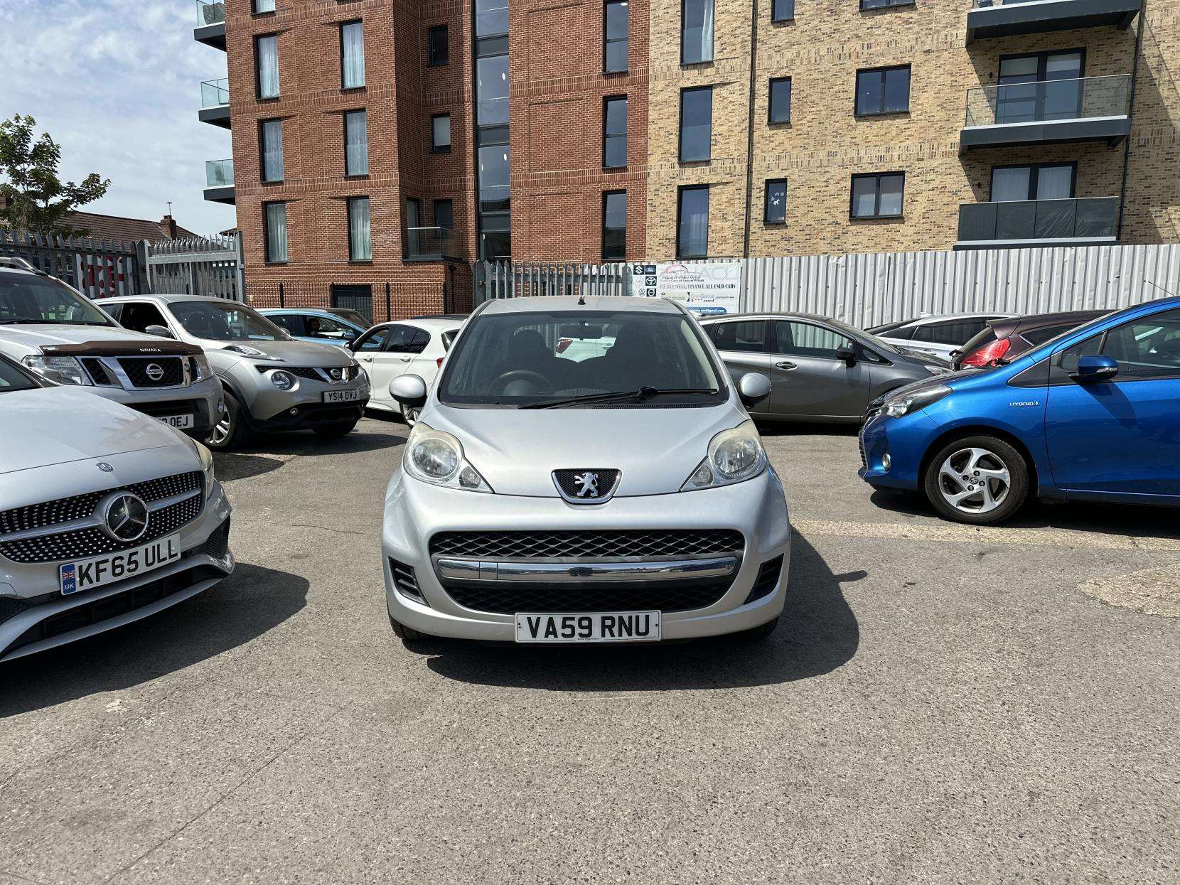 A 2010 PEUGEOT 107 1.0 12V Urban Hatchback 5dr Petrol 2 Tronic Euro 4 (68 ps) A 2010 PEUGEOT 107 1.0 12V Urban Hatchback 5dr Petrol 2 Tronic Euro 4 (68 ps)