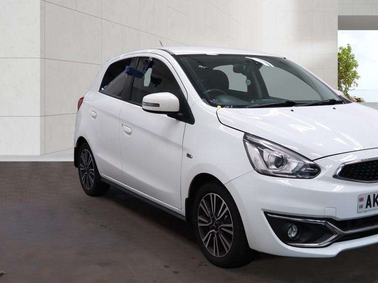 A 2017 MITSUBISHI MIRAGE 1.2 Juro Hatchback 5dr Petrol CVT Euro 6 (s/s) (79 ps) A 2017 MITSUBISHI MIRAGE 1.2 Juro Hatchback 5dr Petrol CVT Euro 6 (s/s) (79 ps)
