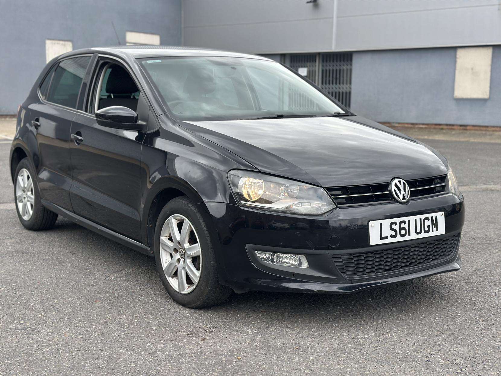 A 2011 VOLKSWAGEN POLO MATCH DSG A 2011 VOLKSWAGEN POLO MATCH DSG