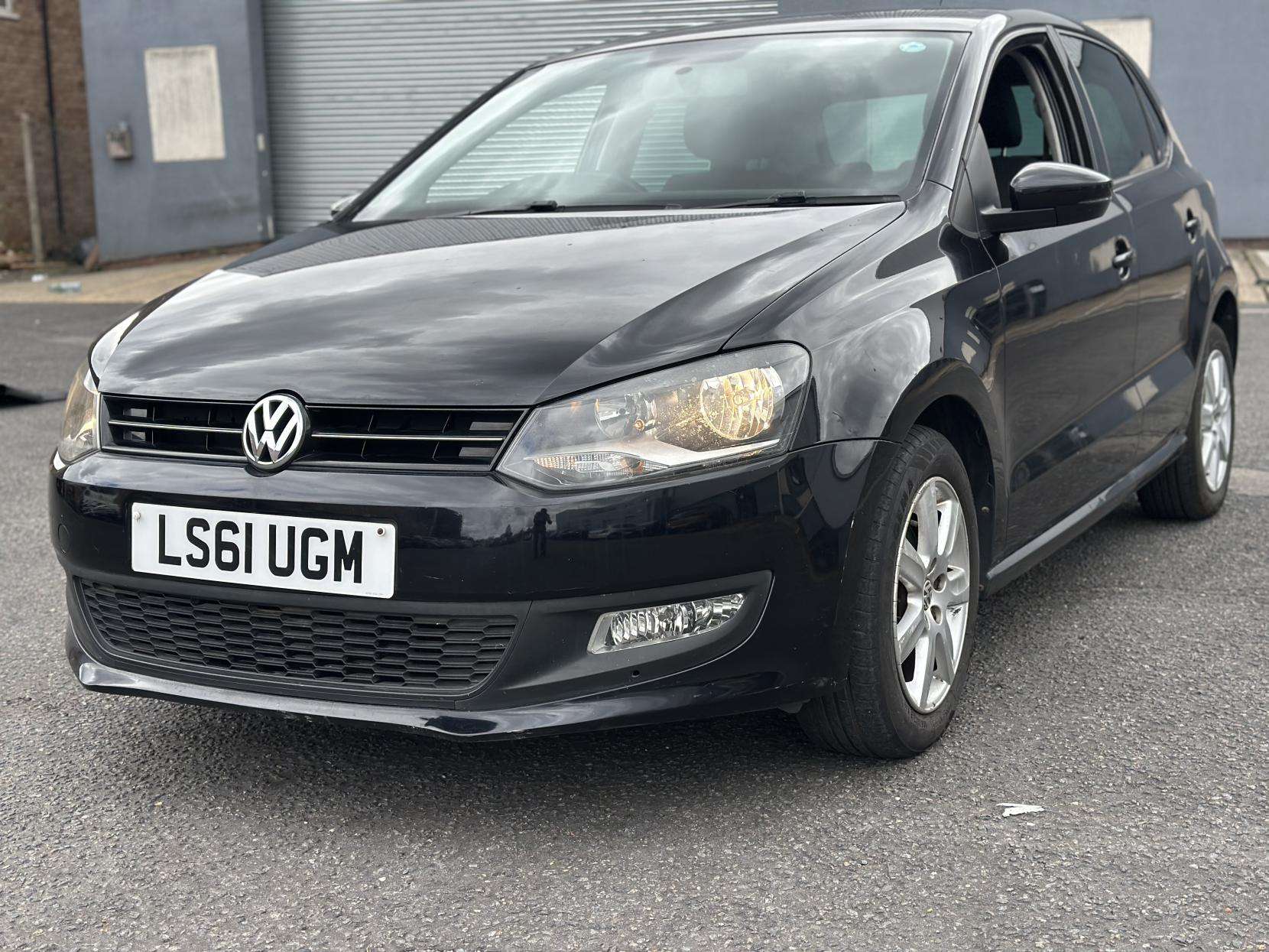 A 2011 VOLKSWAGEN POLO MATCH DSG A 2011 VOLKSWAGEN POLO MATCH DSG