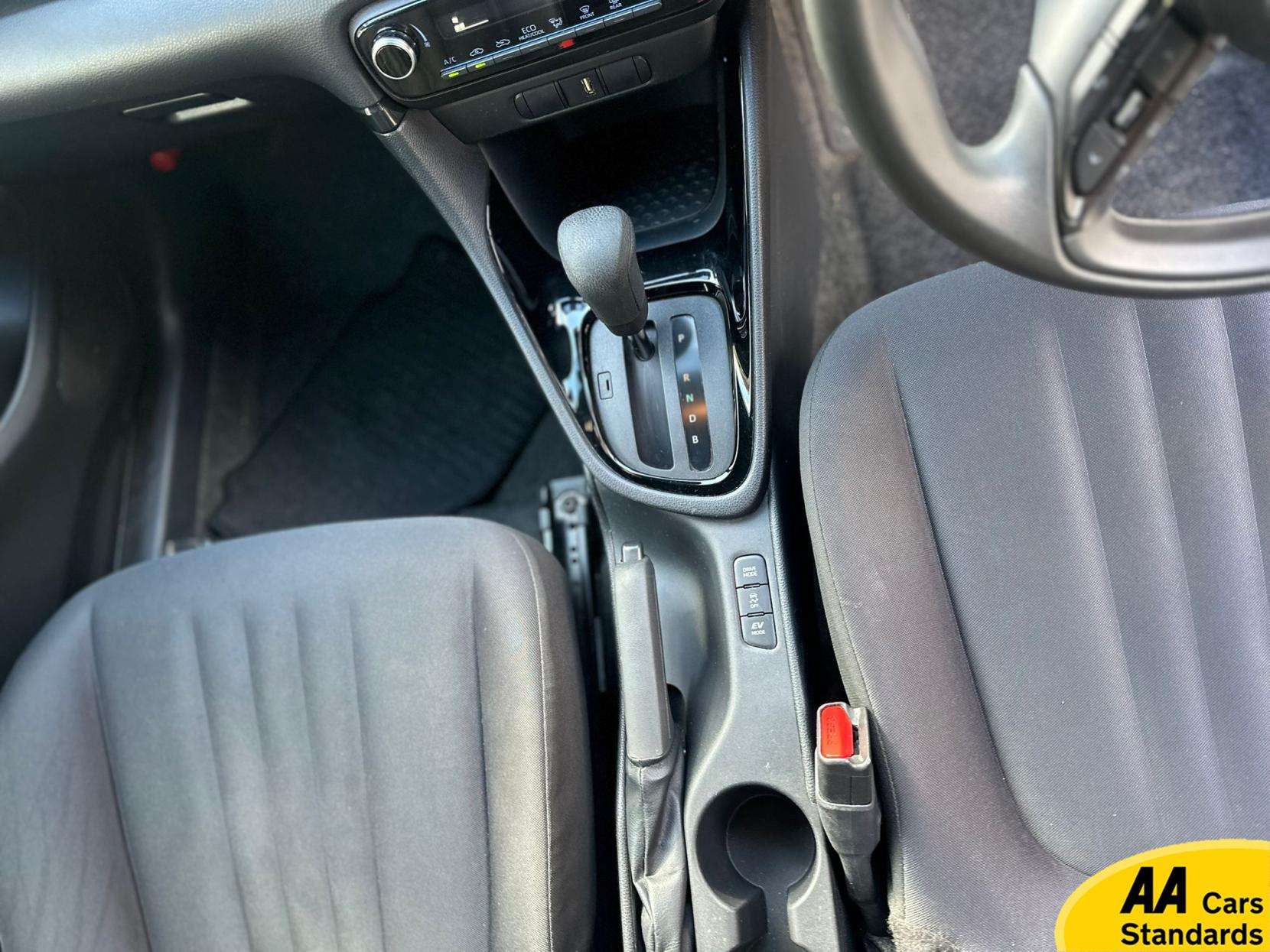 2020 TOYOTA YARIS 2020 TOYOTA YARIS