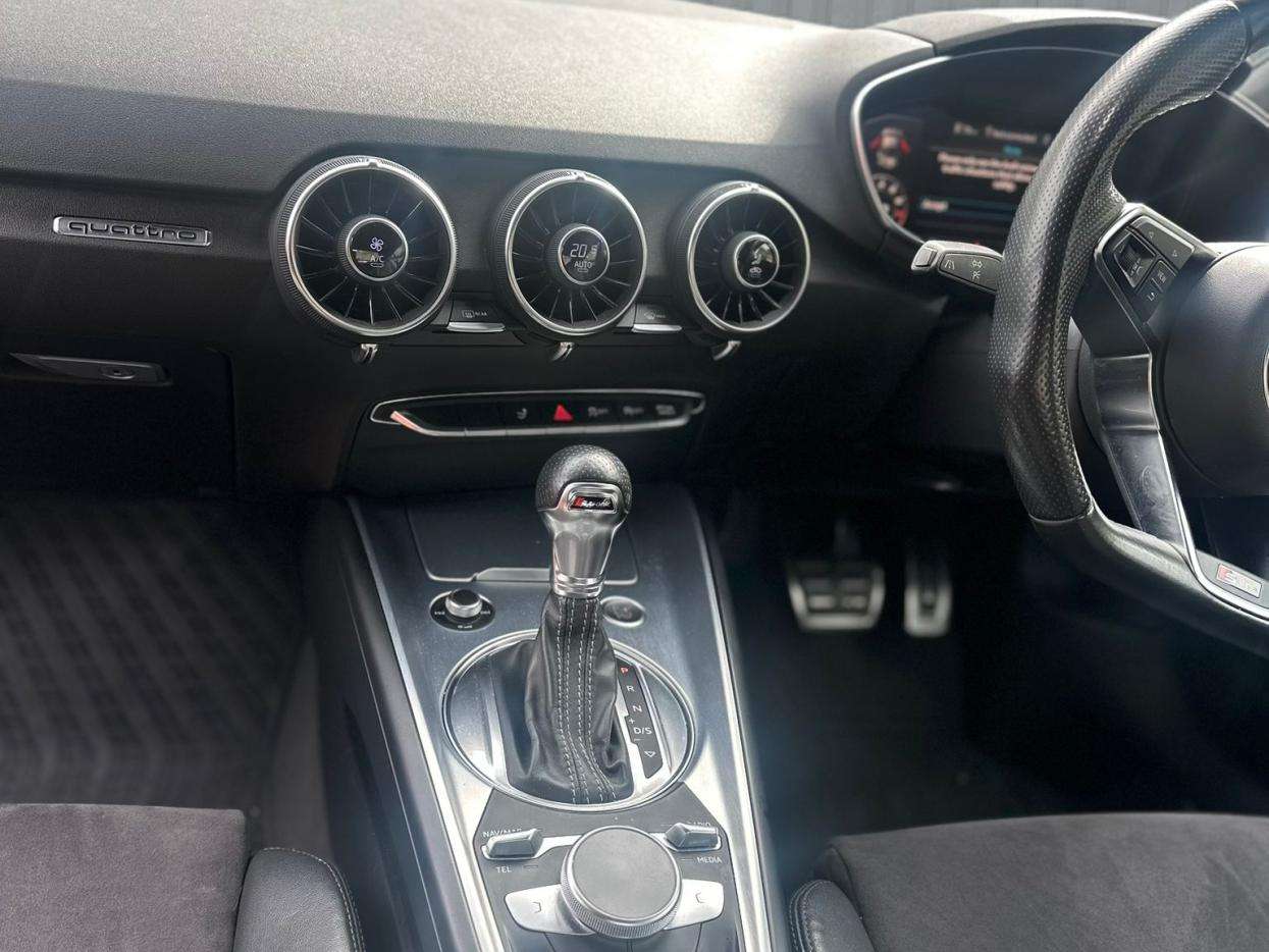 2015 AUDI TT 2015 AUDI TT