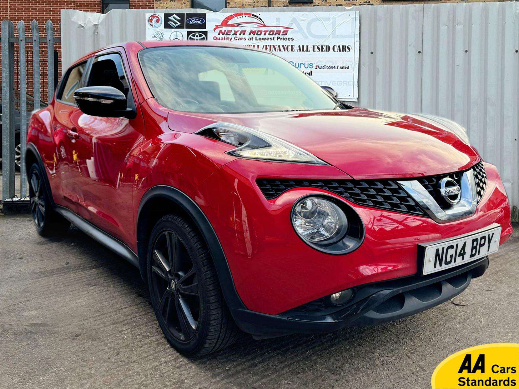 A 2014 NISSAN JUKE 1.2 DIG-T Acenta Premium SUV 5dr Petrol Manual 6Spd Euro 5 (s/s) (115 ps) A 2014 NISSAN JUKE 1.2 DIG-T Acenta Premium SUV 5dr Petrol Manual 6Spd Euro 5 (s/s) (115 ps)
