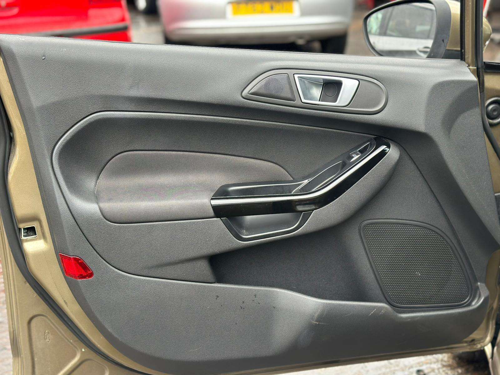 2013 FORD FIESTA 2013 FORD FIESTA