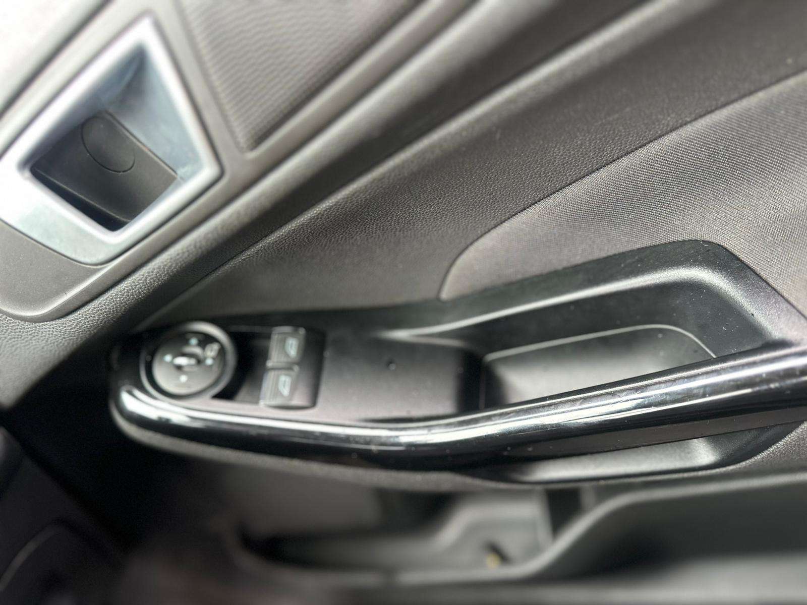 2013 FORD FIESTA 2013 FORD FIESTA