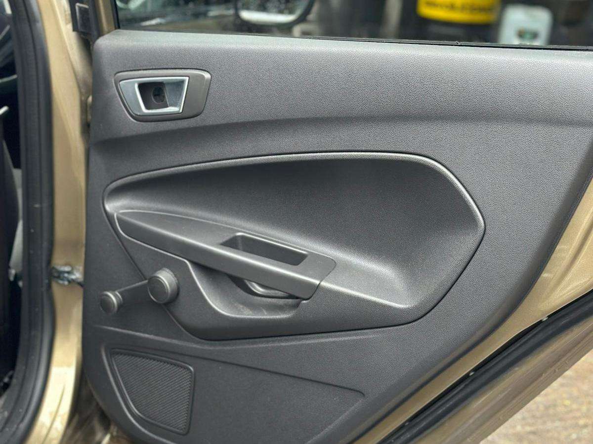 2013 FORD FIESTA 2013 FORD FIESTA