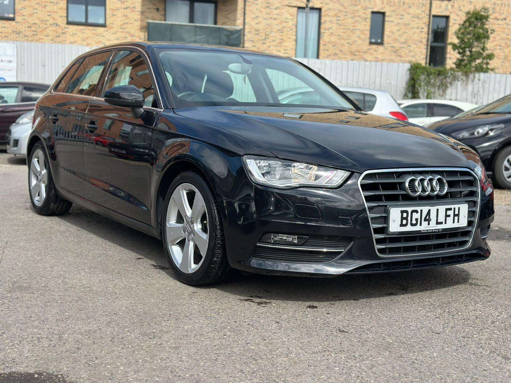 A 2014 AUDI A3 1.4 TFSI Sport Sportback 5dr Petrol S Tronic Euro 5 (s/s) (122 ps) A 2014 AUDI A3 1.4 TFSI Sport Sportback 5dr Petrol S Tronic Euro 5 (s/s) (122 ps)