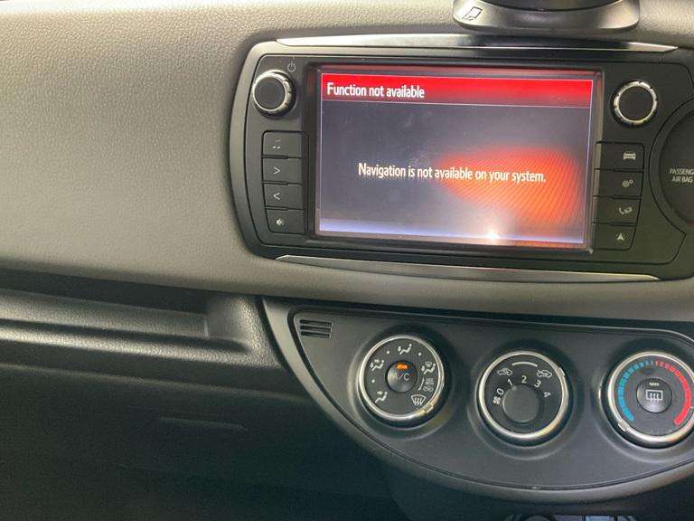 2015 TOYOTA YARIS 2015 TOYOTA YARIS