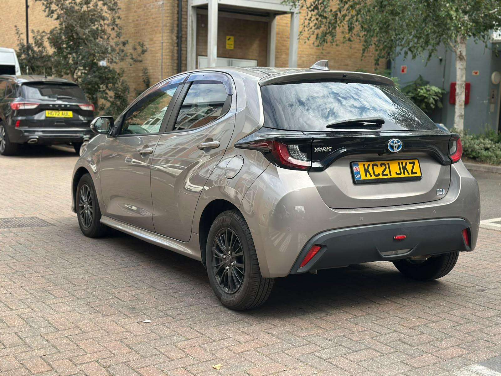 2021 TOYOTA YARIS 2021 TOYOTA YARIS