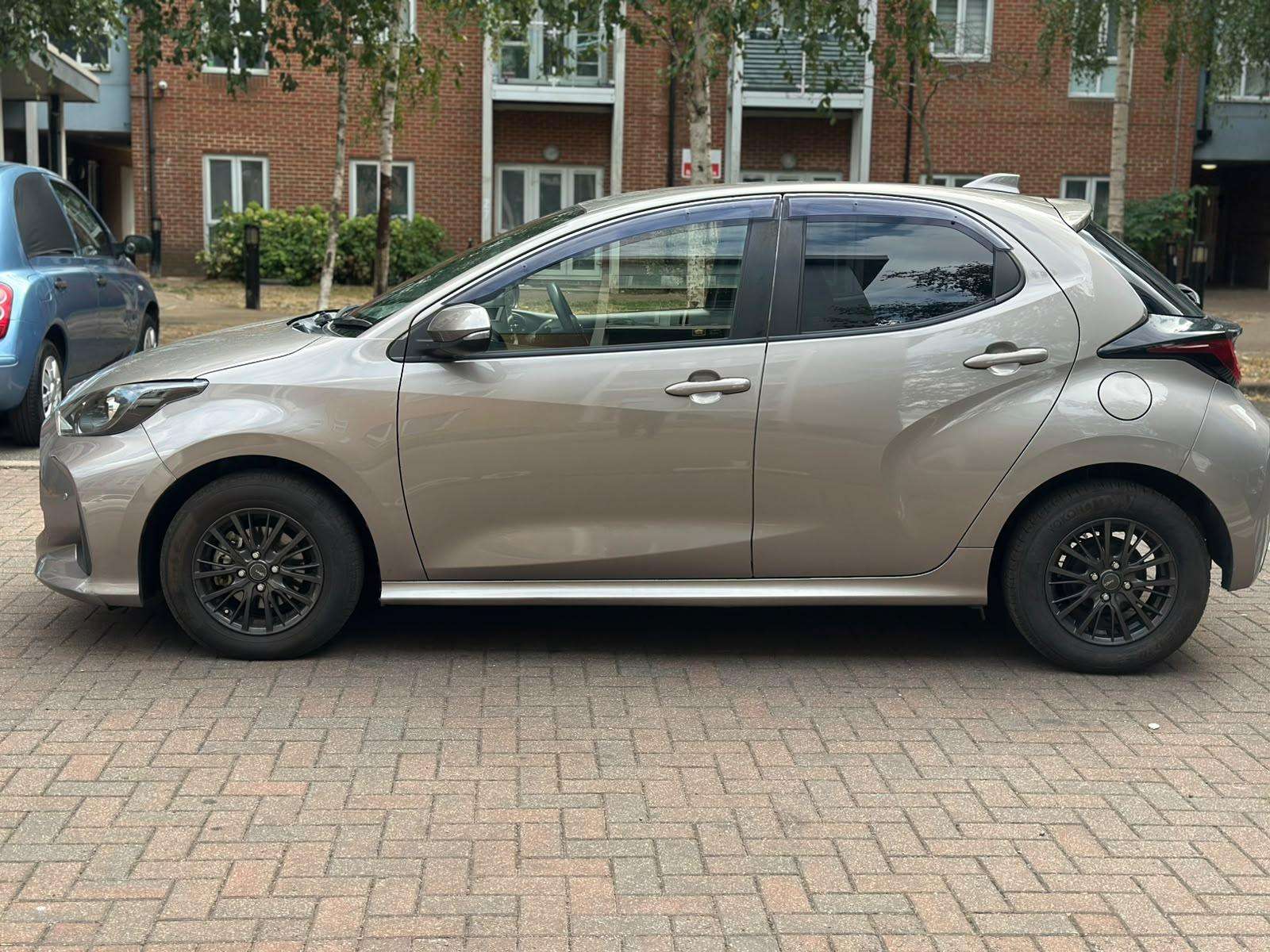 2021 TOYOTA YARIS 2021 TOYOTA YARIS