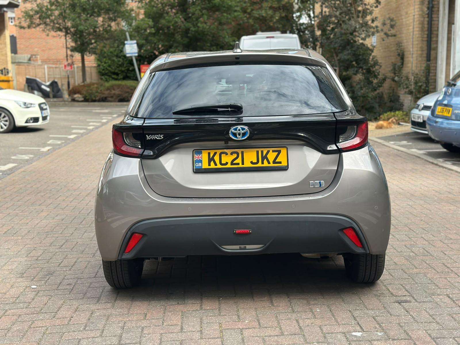 2021 TOYOTA YARIS 2021 TOYOTA YARIS