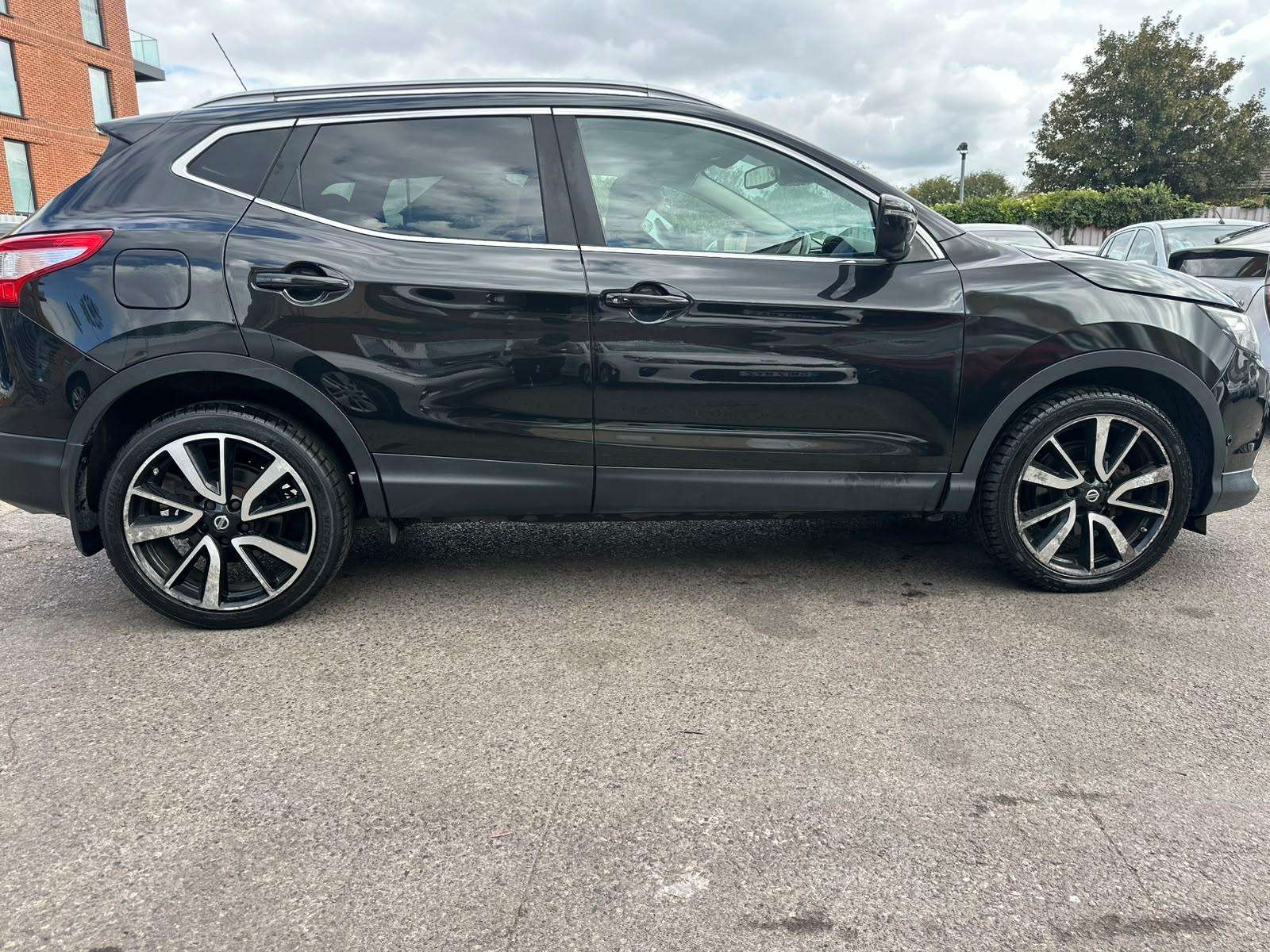 2015 NISSAN QASHQAI 2015 NISSAN QASHQAI