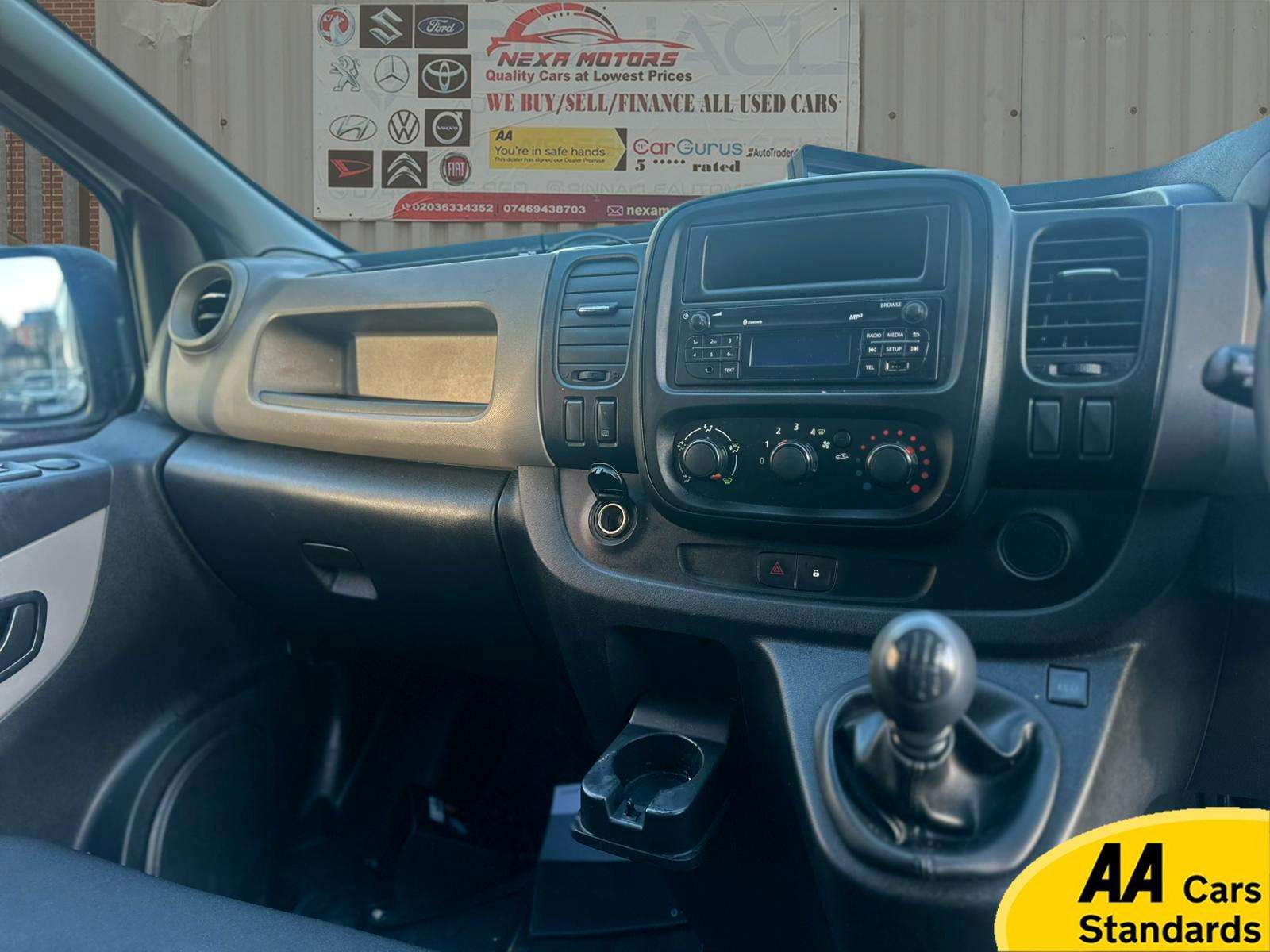 2017 RENAULT TRAFIC 2017 RENAULT TRAFIC