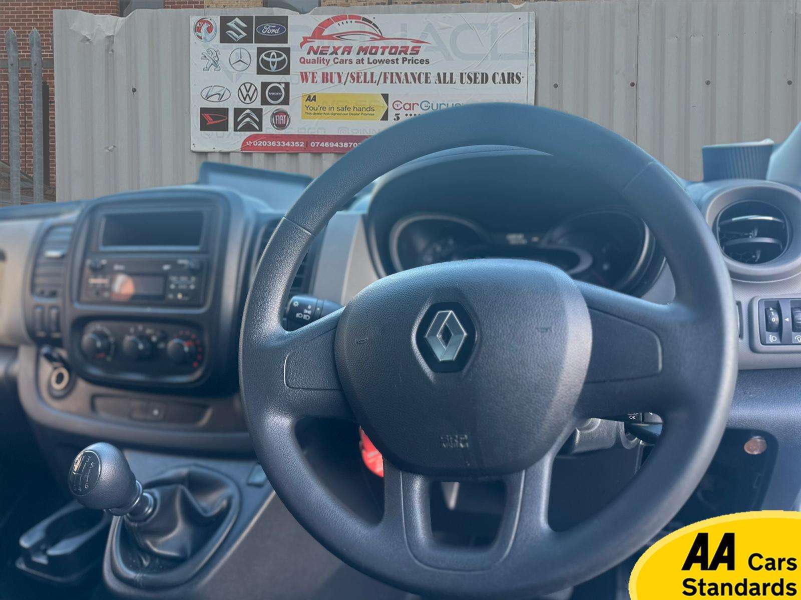 2017 RENAULT TRAFIC 2017 RENAULT TRAFIC