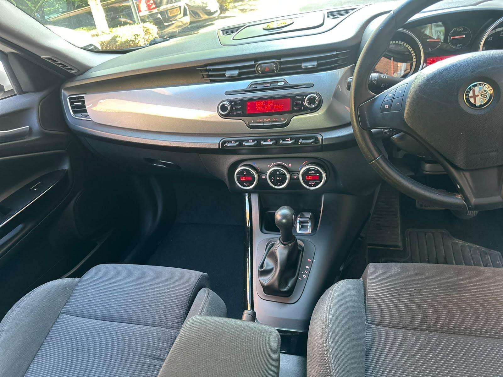 2012 ALFA ROMEO GIULIETTA 2012 ALFA ROMEO GIULIETTA