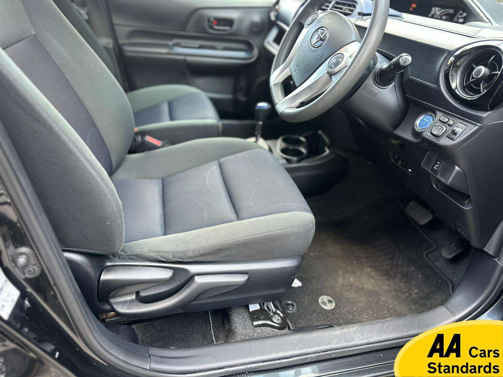 2015 TOYOTA YARIS 2015 TOYOTA YARIS