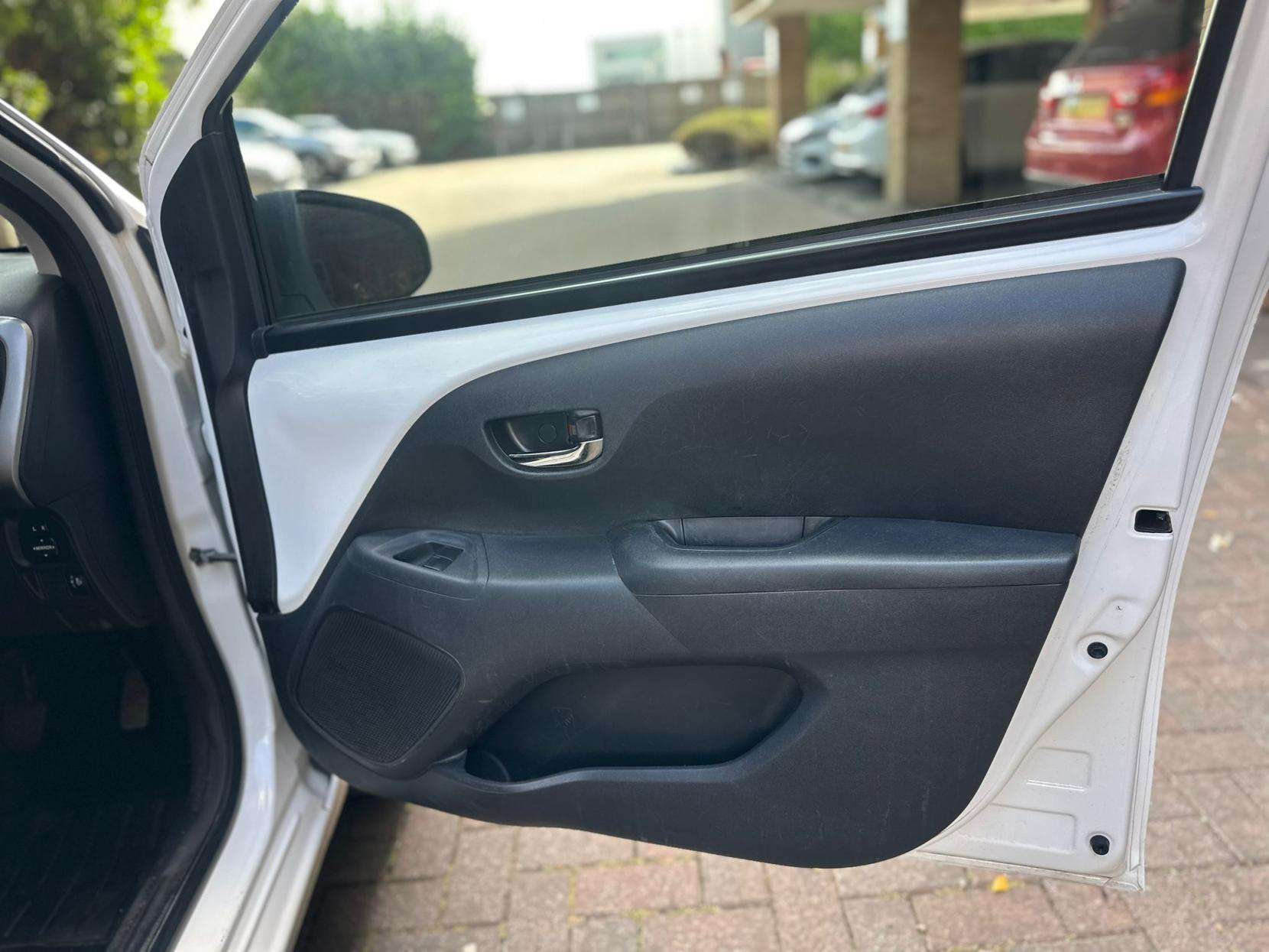 2017 TOYOTA AYGO 2017 TOYOTA AYGO