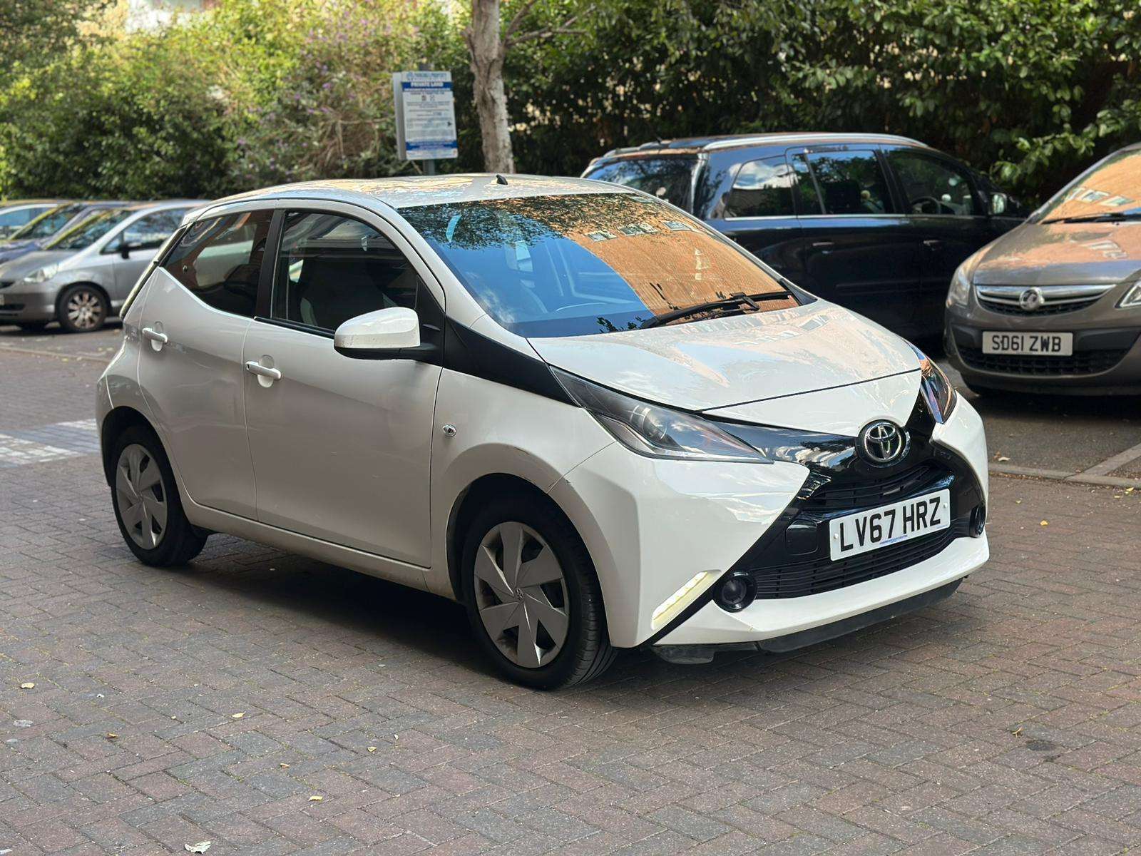2017 TOYOTA AYGO 2017 TOYOTA AYGO
