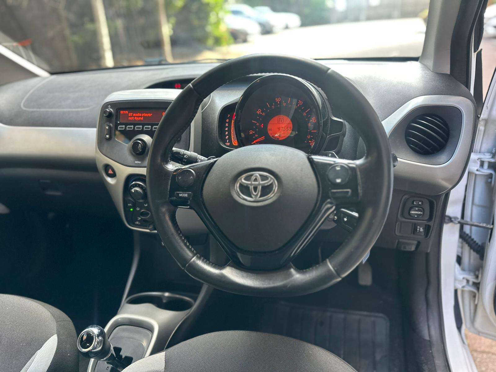 2017 TOYOTA AYGO 2017 TOYOTA AYGO