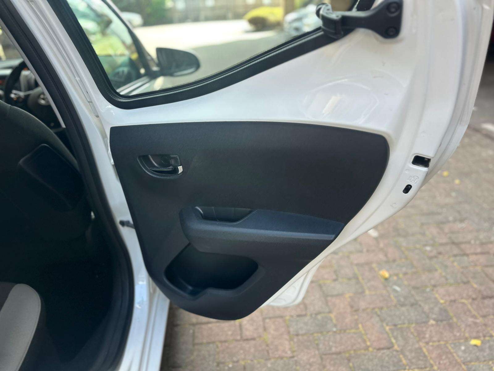 2017 TOYOTA AYGO 2017 TOYOTA AYGO
