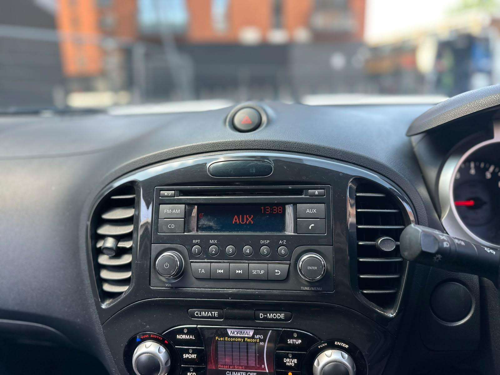 2011 NISSAN JUKE 2011 NISSAN JUKE