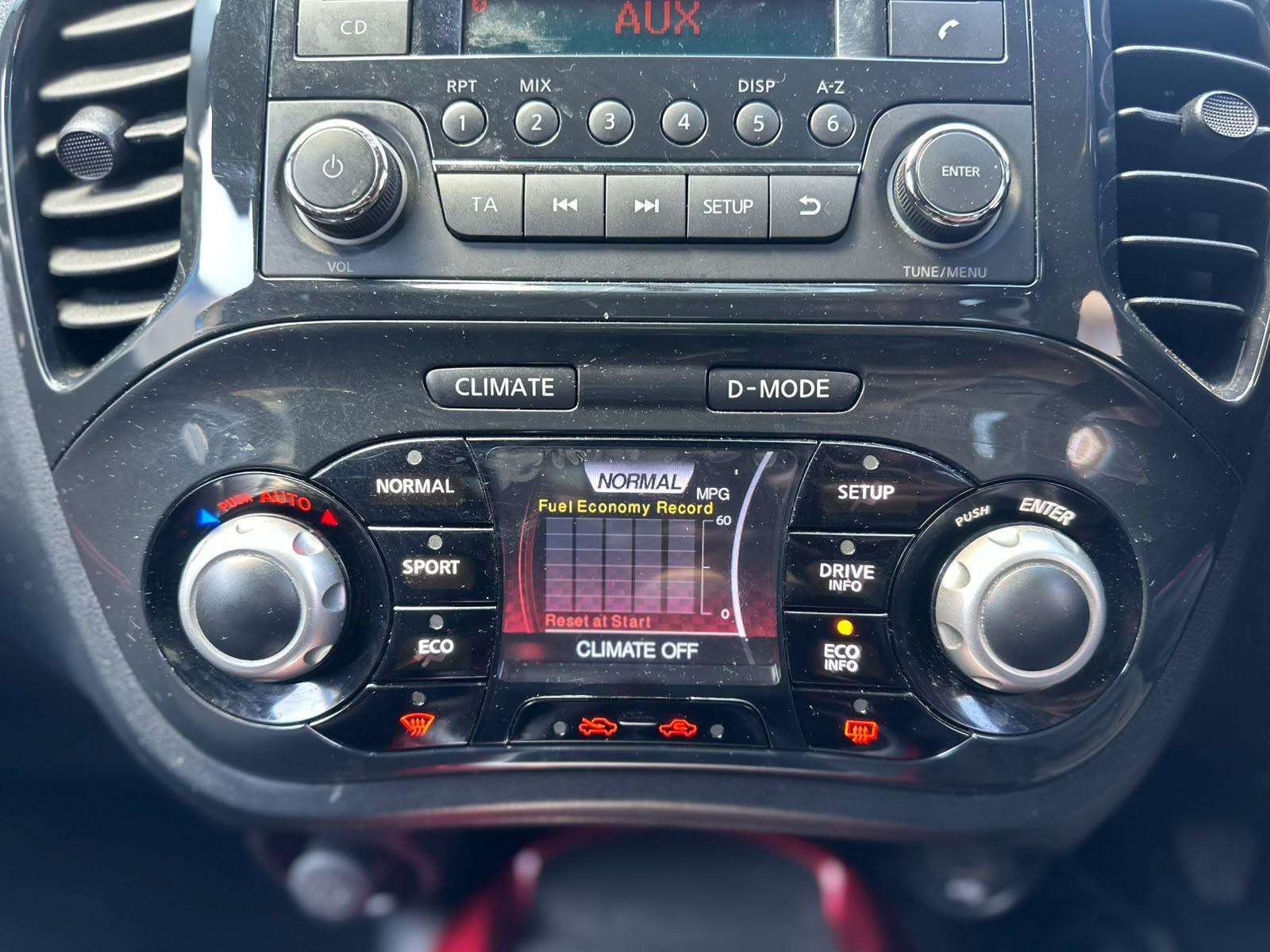2011 NISSAN JUKE 2011 NISSAN JUKE
