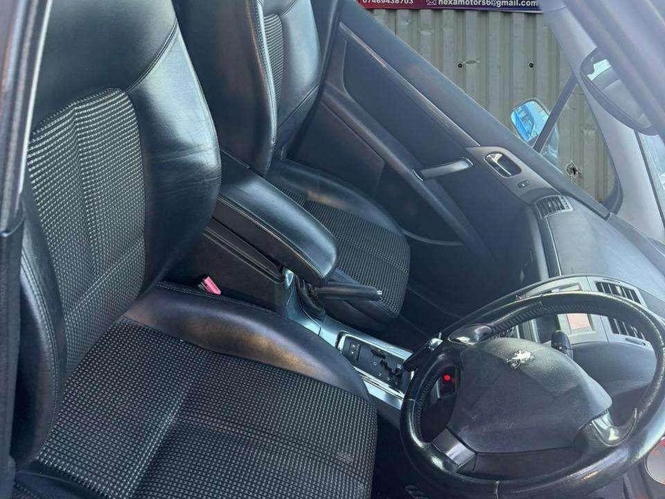 2004 PEUGEOT 407 SW 2004 PEUGEOT 407 SW