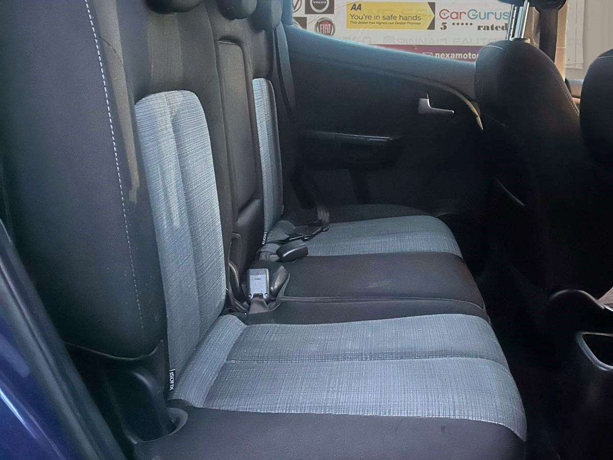 2011 KIA VENGA 2011 KIA VENGA