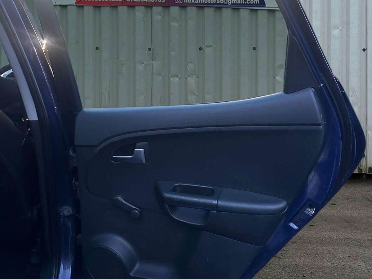 2011 KIA VENGA 2011 KIA VENGA