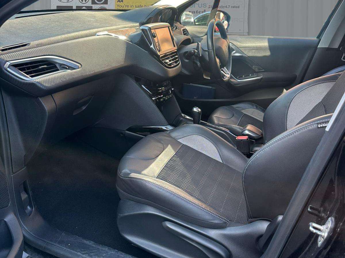 2015 PEUGEOT 2008 2015 PEUGEOT 2008
