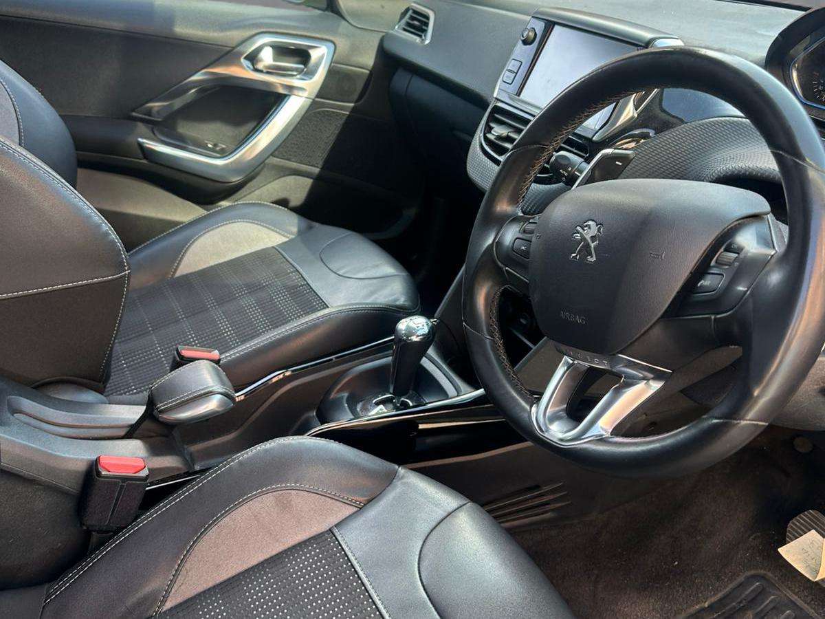 2015 PEUGEOT 2008 2015 PEUGEOT 2008