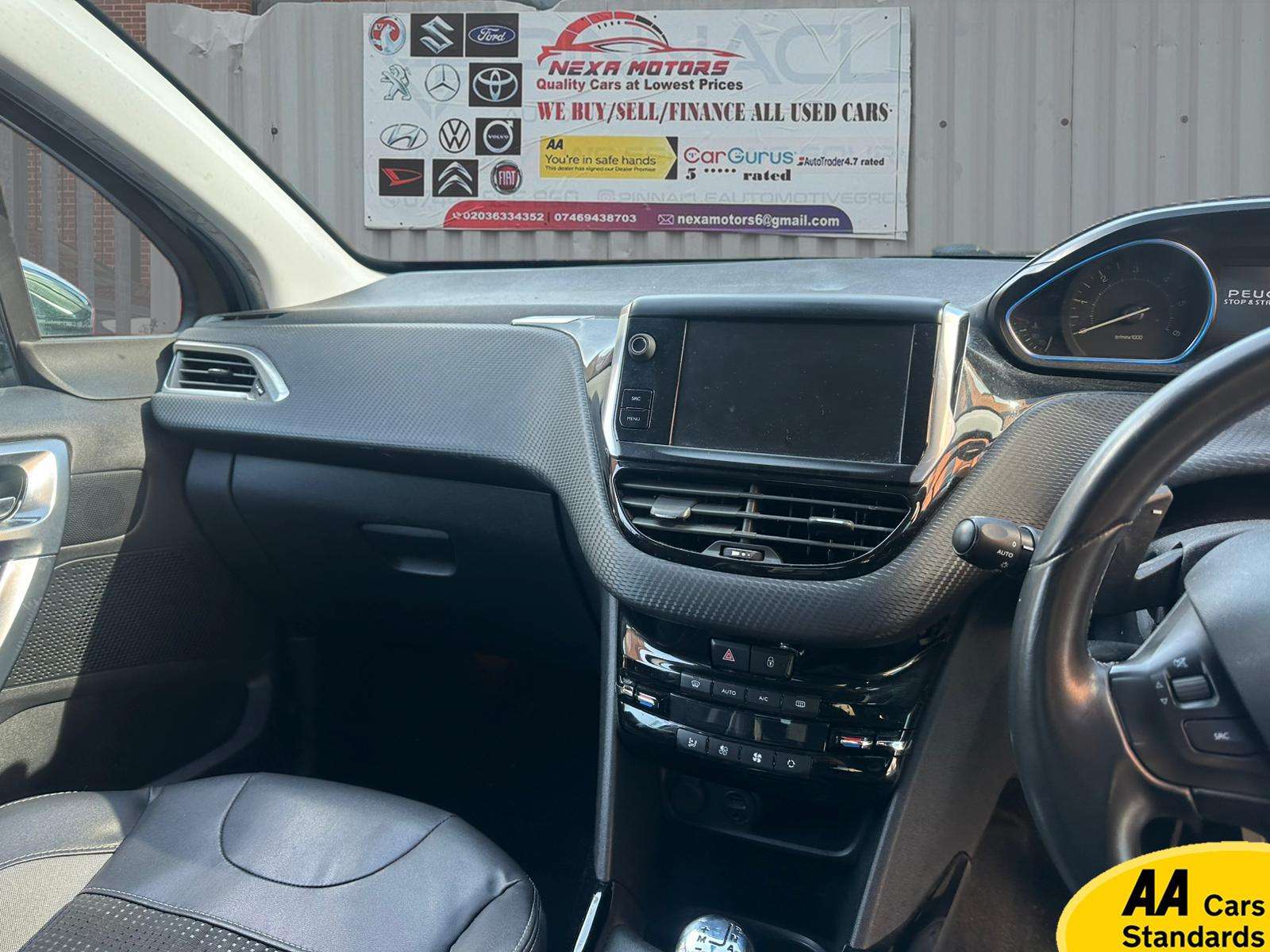 2015 PEUGEOT 2008 2015 PEUGEOT 2008