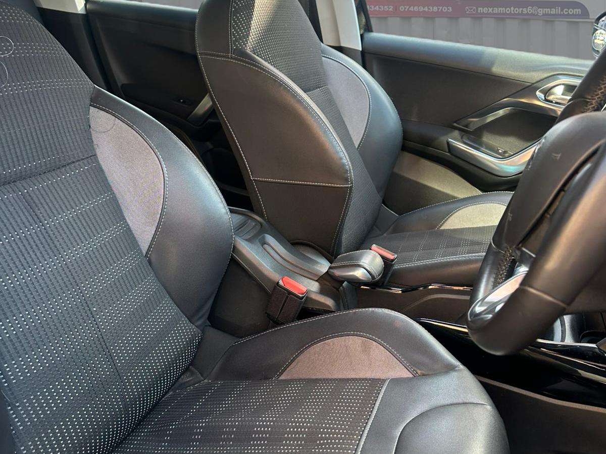 2015 PEUGEOT 2008 2015 PEUGEOT 2008