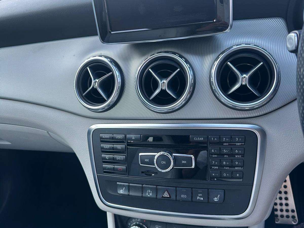 2015 MERCEDES-BENZ GLA 2015 MERCEDES-BENZ GLA